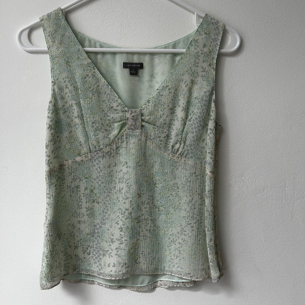 Anne Taylor sleeveless top
